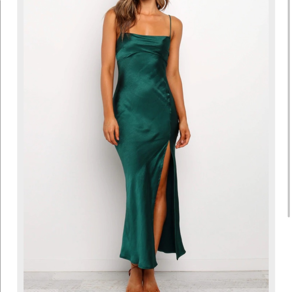 Petal & Pup Cheya Dress in Emerald